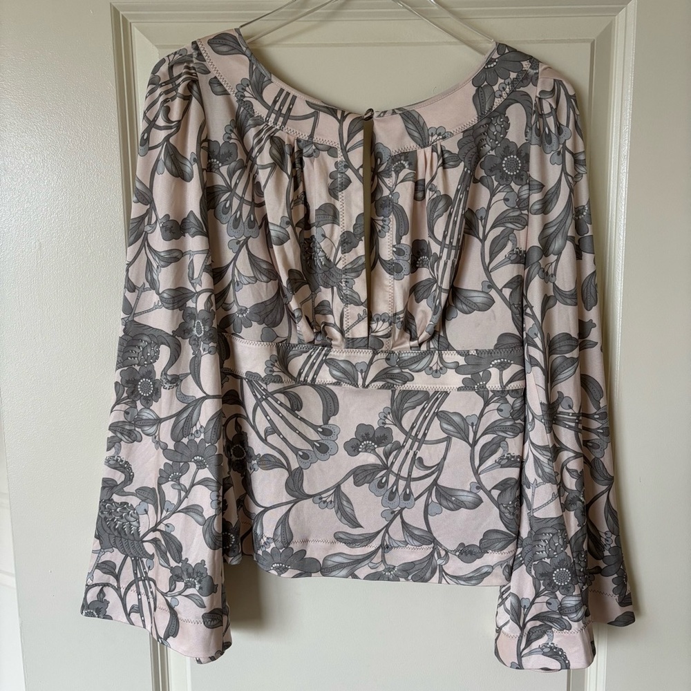 Y2K Arden B Gray and Pink Floral Blouse